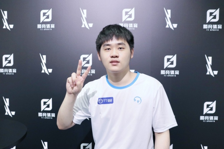 威少亲口回 威少亲口回