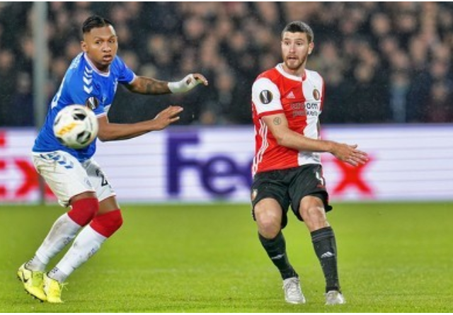 现出不少有 现出不少有