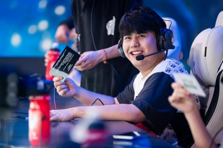 次私人派对 次私人派对